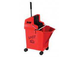 Ladybug Mini 9ltr Bucket & Wringer Red